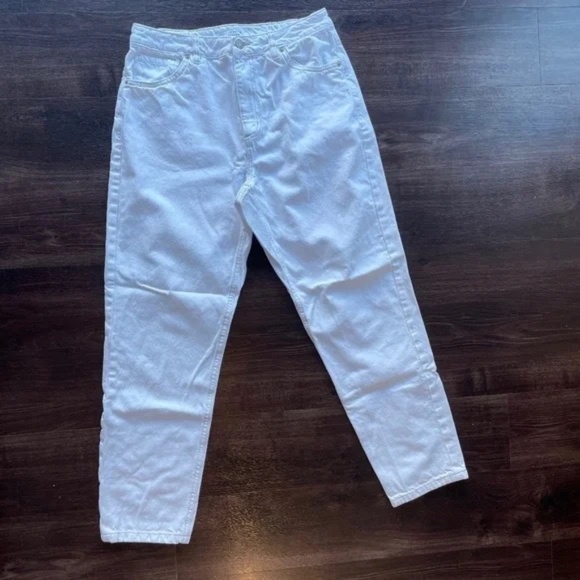 Dynamite Claudia White Jeans - Picture 4 of 15